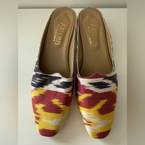 ARTEMIS DESIGN Co. Ikat Silk Mules Shoes, 39 | US 9